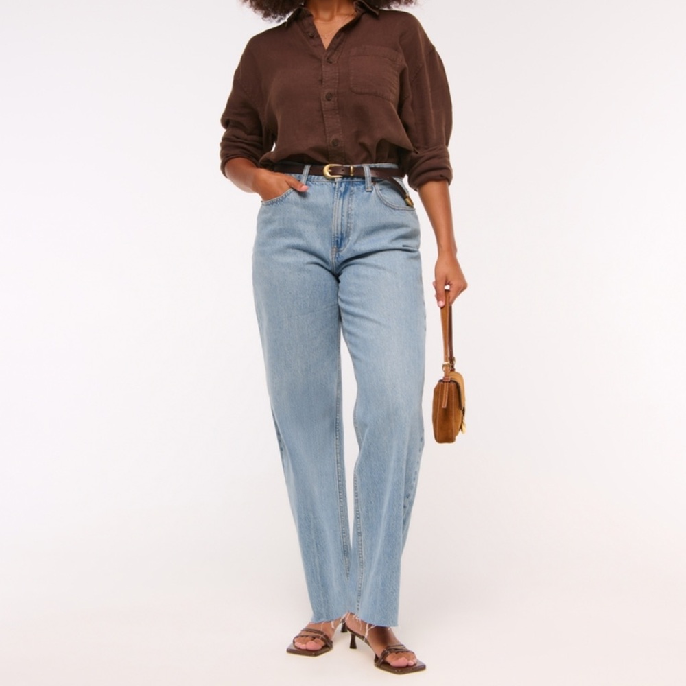A&F Curve Love The Loose High Rise Denim